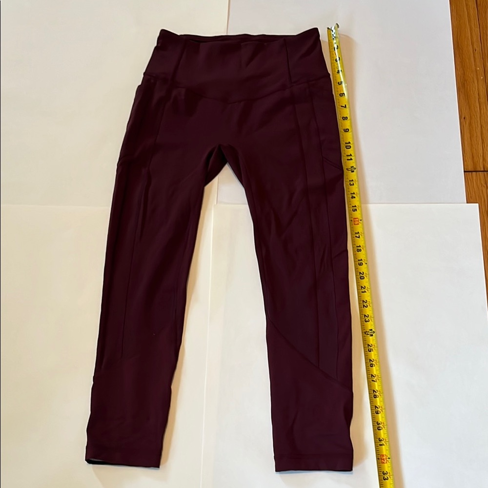 lululemon athletica Burgundy Leggings woman size 6 yoga gym workout dance pants